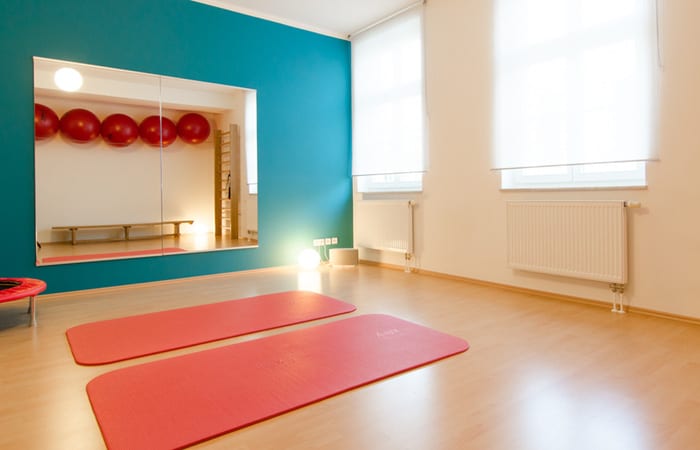 Physiotherapeut Leipzig Zentrum - Physiotherapie im Schuhmanns Eck - Osteopathie - Lymphdrainage - Krankengymnastik - Sylvi Westphal-Doll - Yoga